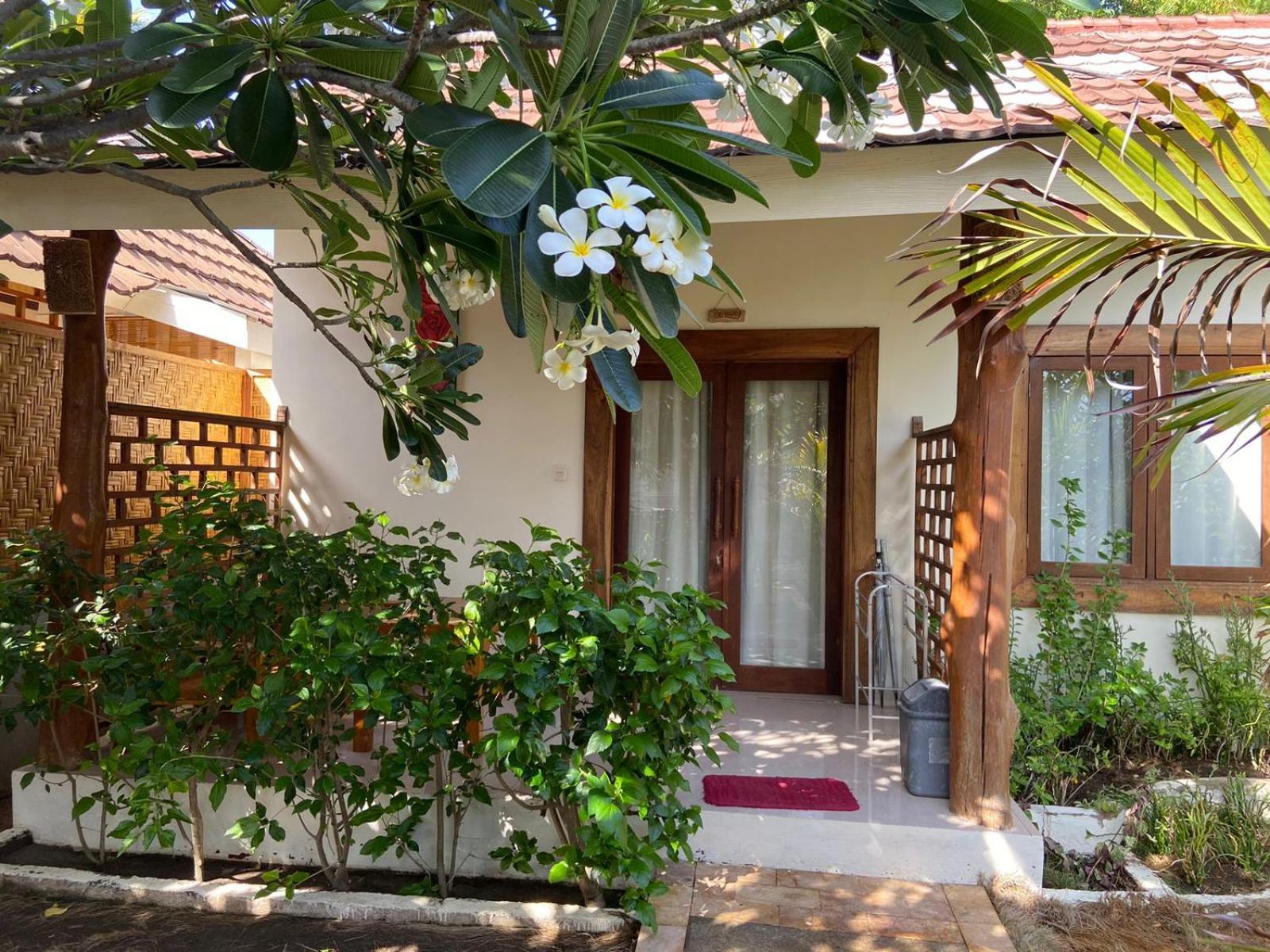 Villa Kinagu Gili Meno Exteriör bild